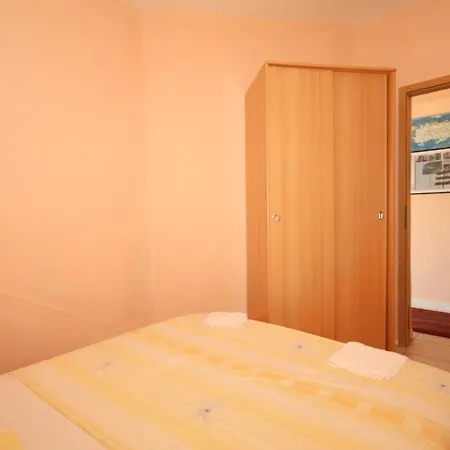 Zaklopatica 8325a Lastovo